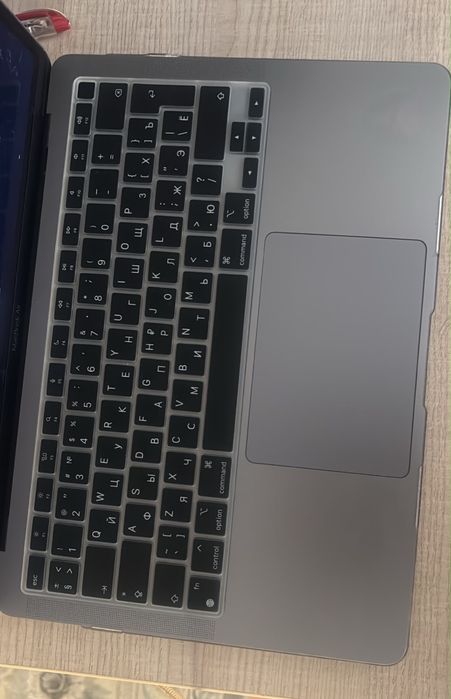 MacBook Air m1 8/256 серый