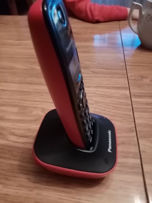 Продам радио телефон Panasonic.