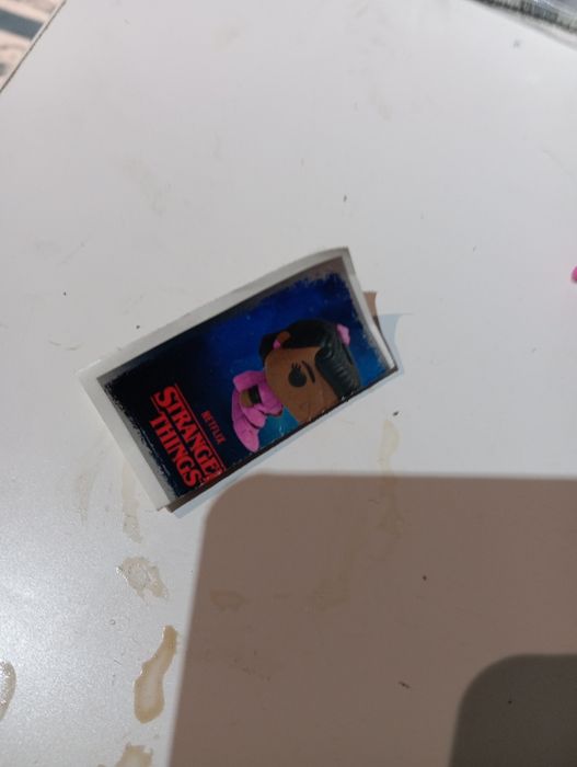 Вкладыш эрика очень странные дела