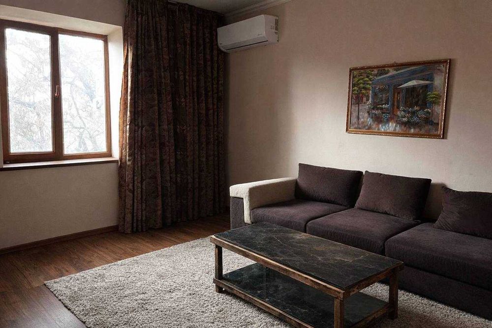 Чиланзар 1 Сталинка 2 линия высокий потолок двушка УСПЕЙ`