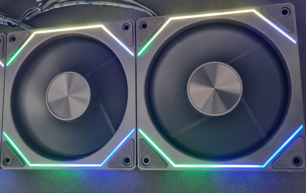 Ventilatoare PC ARGB ID-Cooling 120mm PWM 800-1600RPM  negru