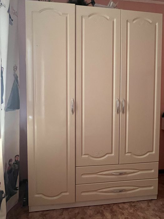 Продам шкаф в отличном состоянии