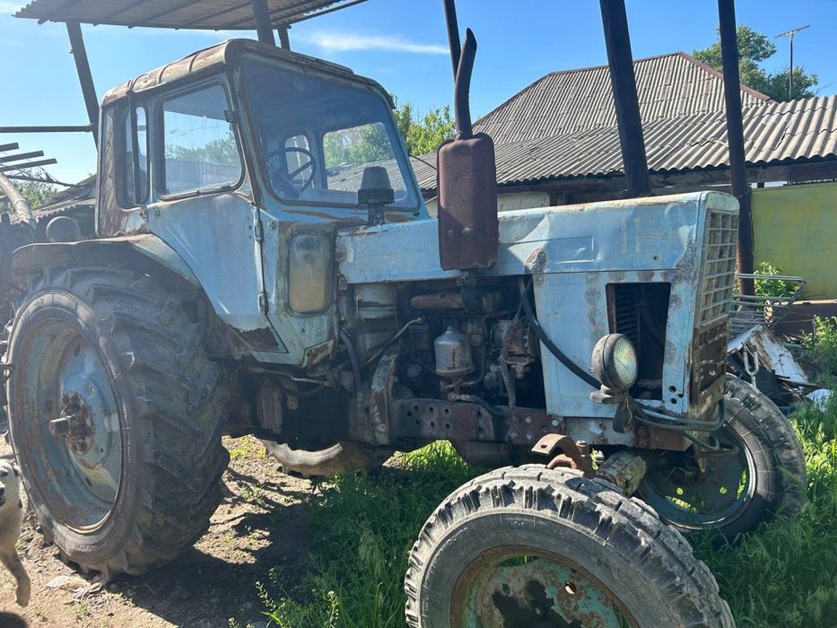 Трактор MTZ 80 в комлекте