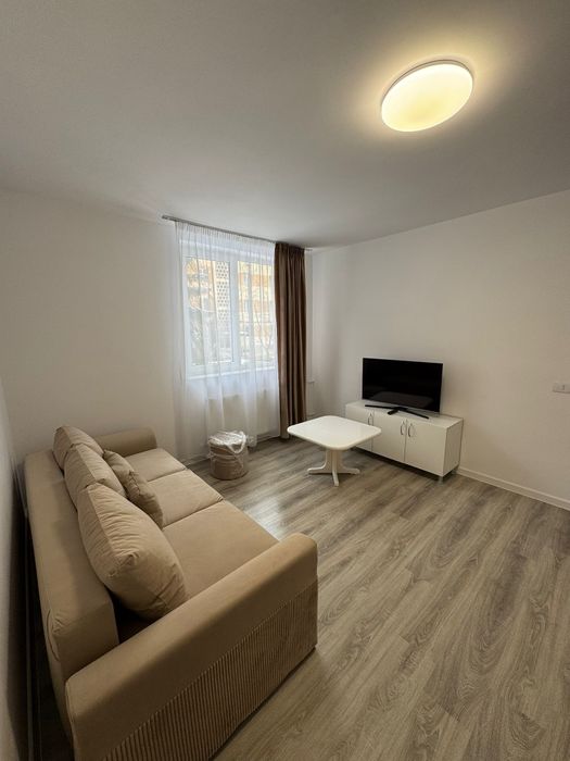 Inchiriere apartament central, et 1
