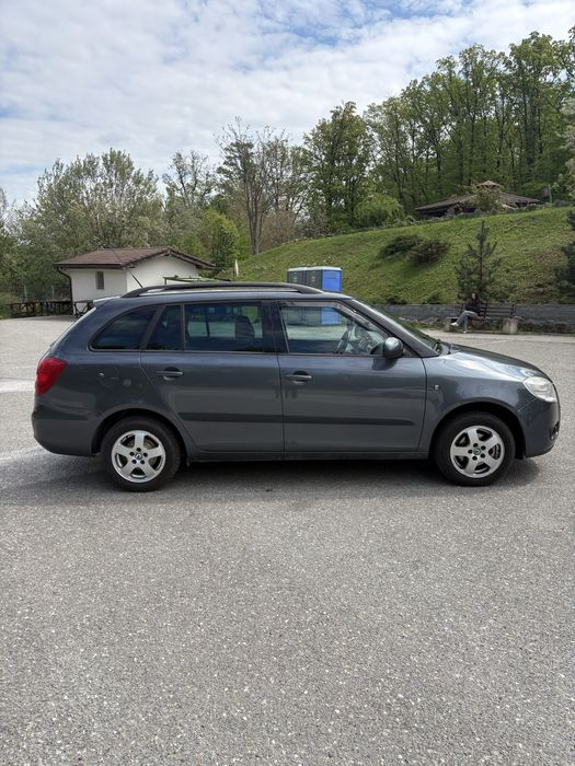 Skoda fabia 2  1.2 benzina