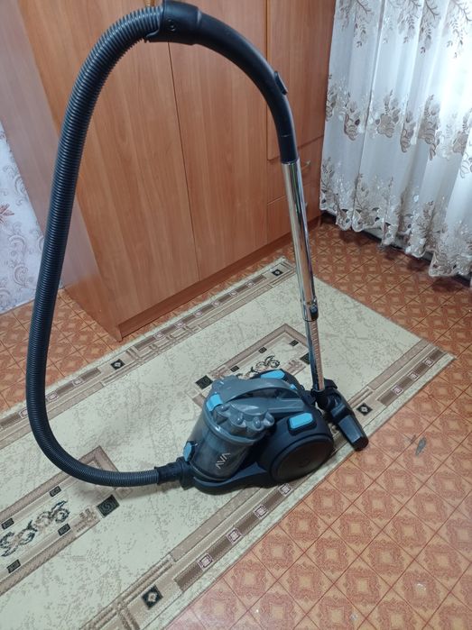 Продам пылесос..