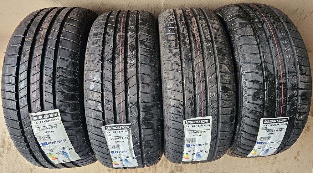Cauciucuri De Vara / Anvelope De Vara 205-45-16''