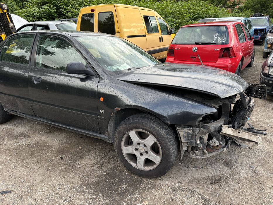 Ауди А4 1.9 Тди 110к.с 2 броя на части.