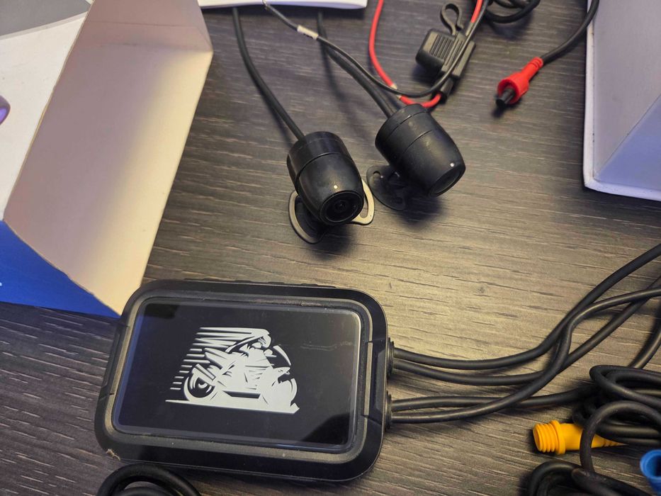 DVR Moto Camere Video Moto fata spate 1080p Wifi App cu Microfon+GPS