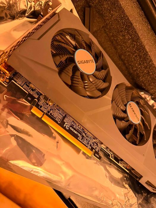 Placa video NVIDIA 3070 Gigabyte EAGLE OC 8GB