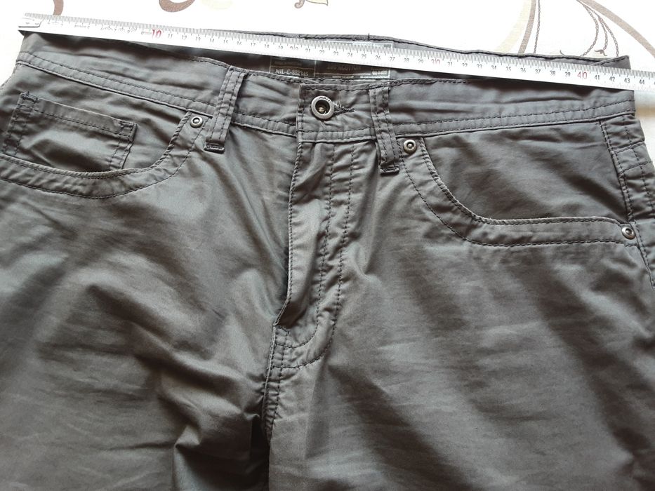 Мъжки панталони и дънки