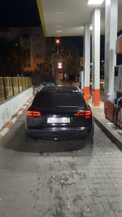 Audi A6 C6 2.0 140 de cai ,interior piele maro incalzire in scaune geamuri electrice fata spate comenzi volan  etc…
