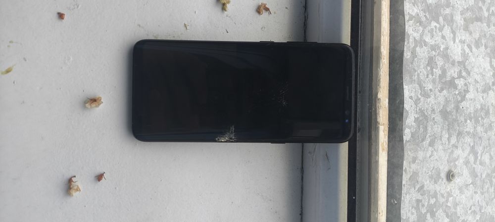 Samsung s8 с не рабочим дисплейм