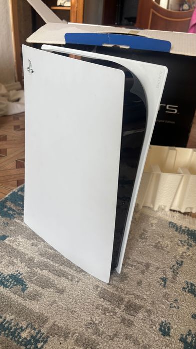 продам срочно playstation 5