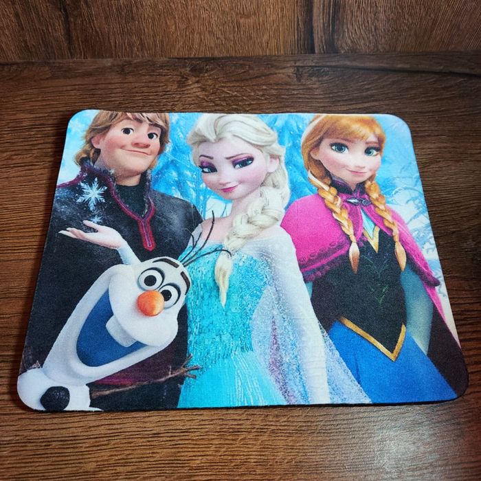 Подложка за мишка с любими герои