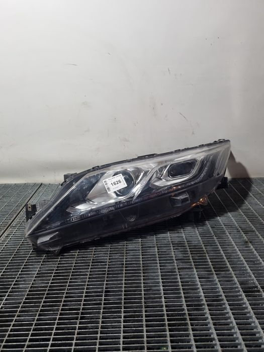 Far Stanga Mitsubishi ECLIPSE CROSS 2018 - 2021 SUV 4 Usi (1626) LED Garantie