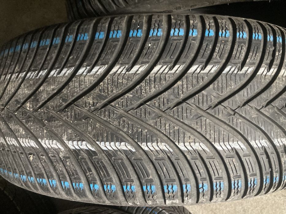 Anvelope  set 4 buc 215/55 R 18 dot 2021