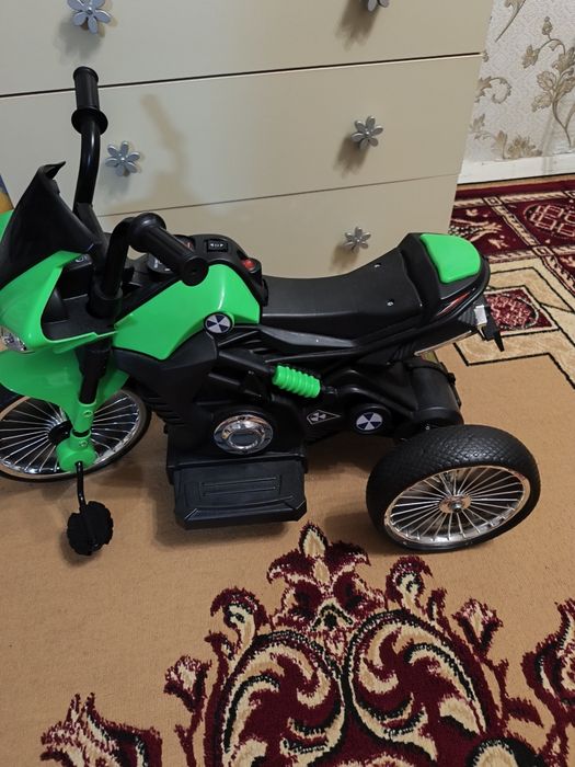 Продам два 3-х колёсных велосипеда