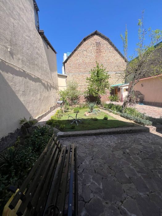 Продается участок 3-сот в центре города Парк тельмана