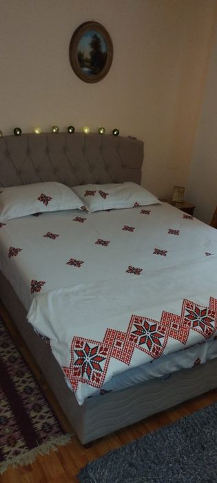Apartament 2 camere, 50 mp situat pe str. Comuna din Paris, Tg Jiu.