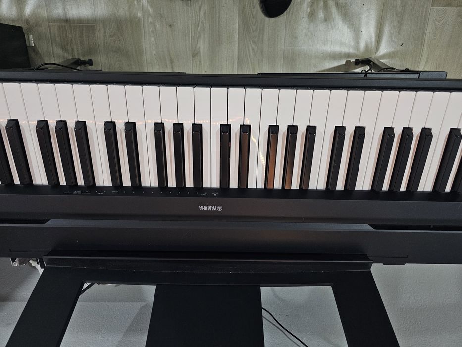 Vand Pian Yamaha p45 B