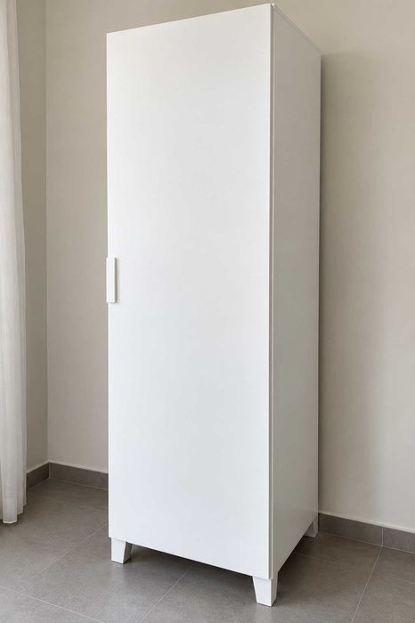 Dulap IKEA PLATSA alb 60×55×180 cm – stare ca nouă