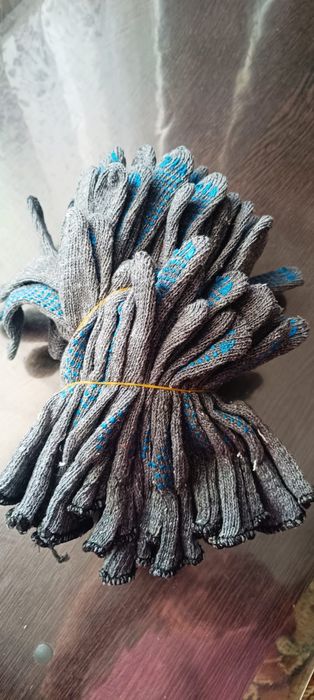 Продам перчатки трикотажные