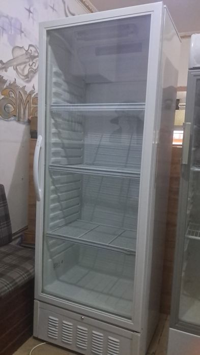 Витринный холодильник бу