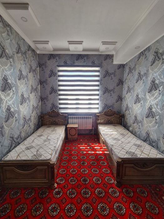 Karat kafe yonida2 chi etajda 2 xonali kvartira ijaraga beriladi