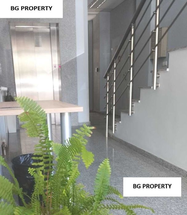 Дава се под наем Офис в София, Център - 214 кв.м за 2568 € - Снимка #2