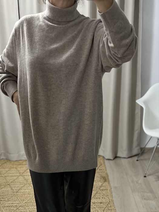 Pulover casmir culoare bej