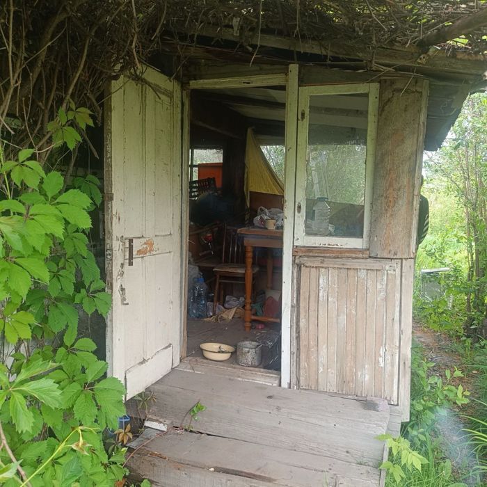 Продам дом и 2 участка