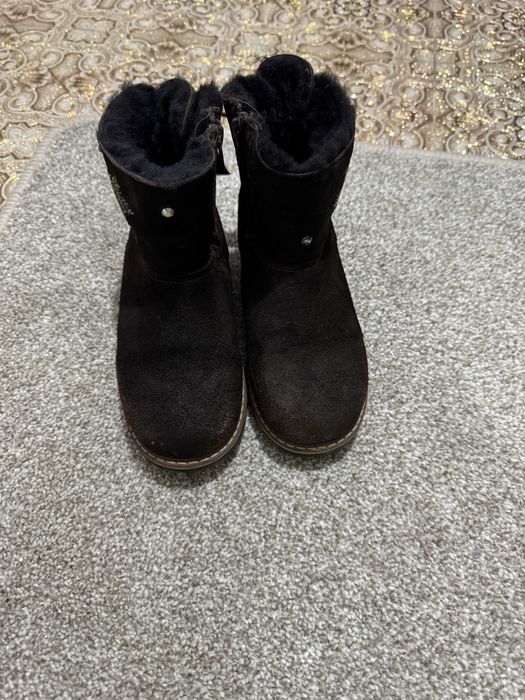 Vand cizme fete melania