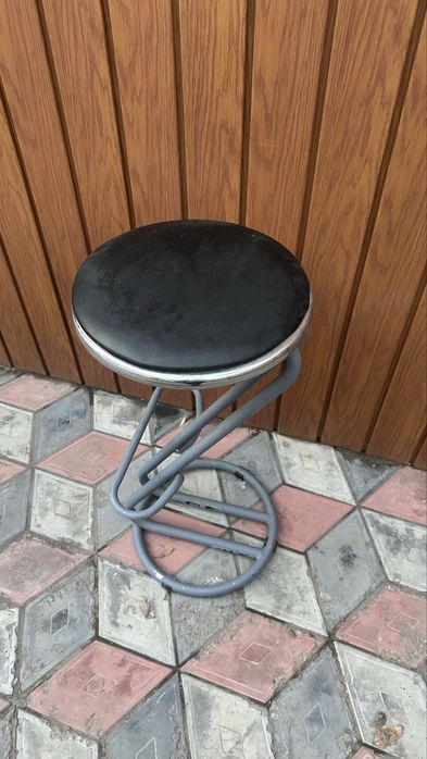 Стул бармена, с Зетты оригинал