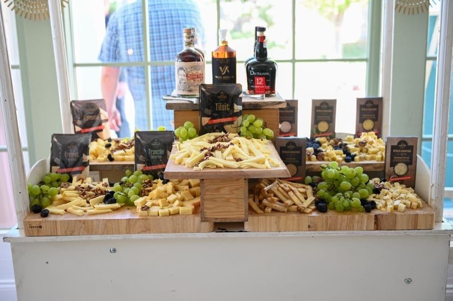 Bar Mobil - Cocktail Bar / Candy Bar / Cheese Bar / Hostess