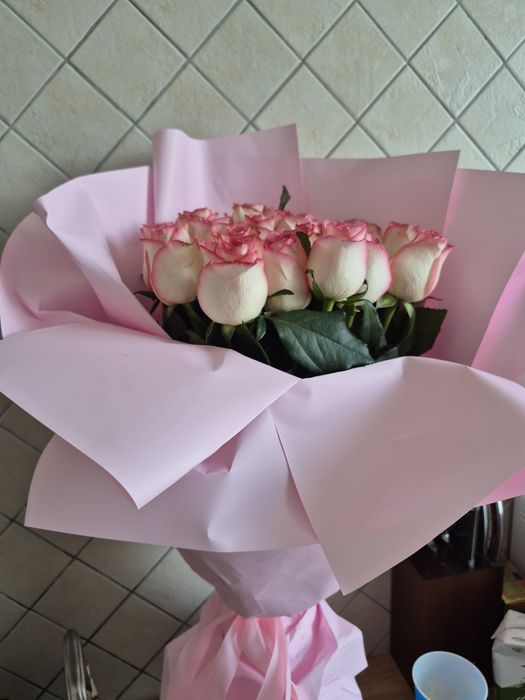 Продам свежие цветы, роза