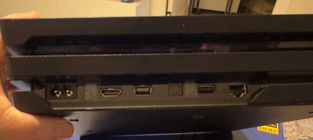 Playstation 4 Pro 2TB