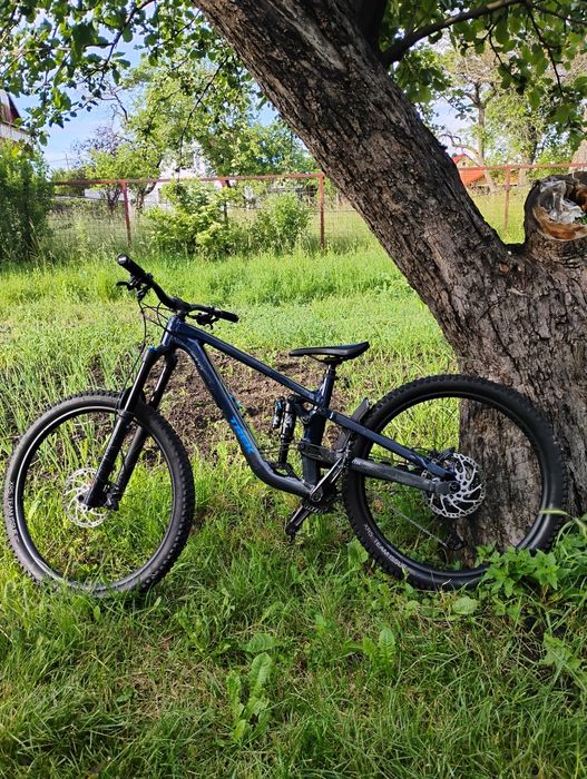 Trek Slash 8 Gen 6 - 2024 – Stare Impecabila / High Pivot – Enduro / Mullet /+ Echipament