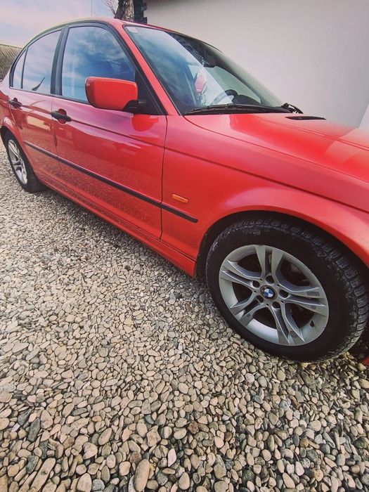 Vând BMW 320 dti.