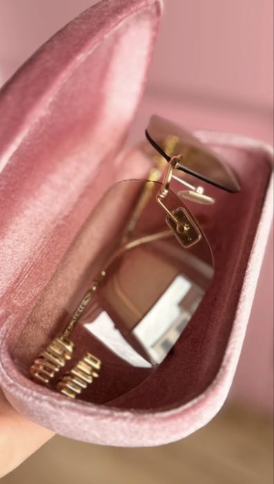 Ochelari de soare Miu Miu