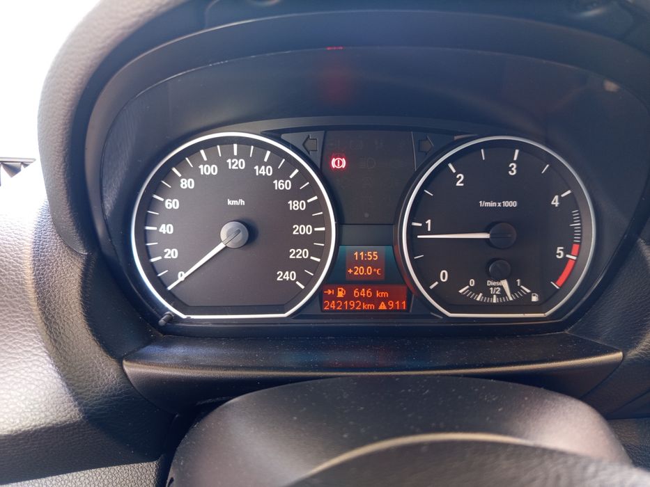 BMW seria 1 foarte bine intretinut