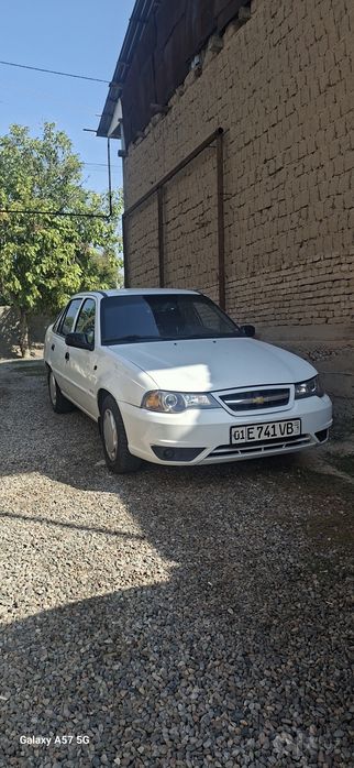 Nexia 2 Sotiladi