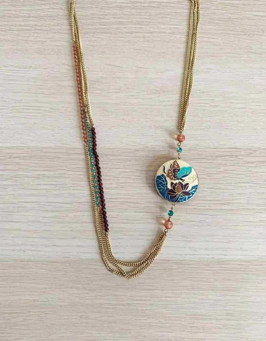 Красиво колие Германия