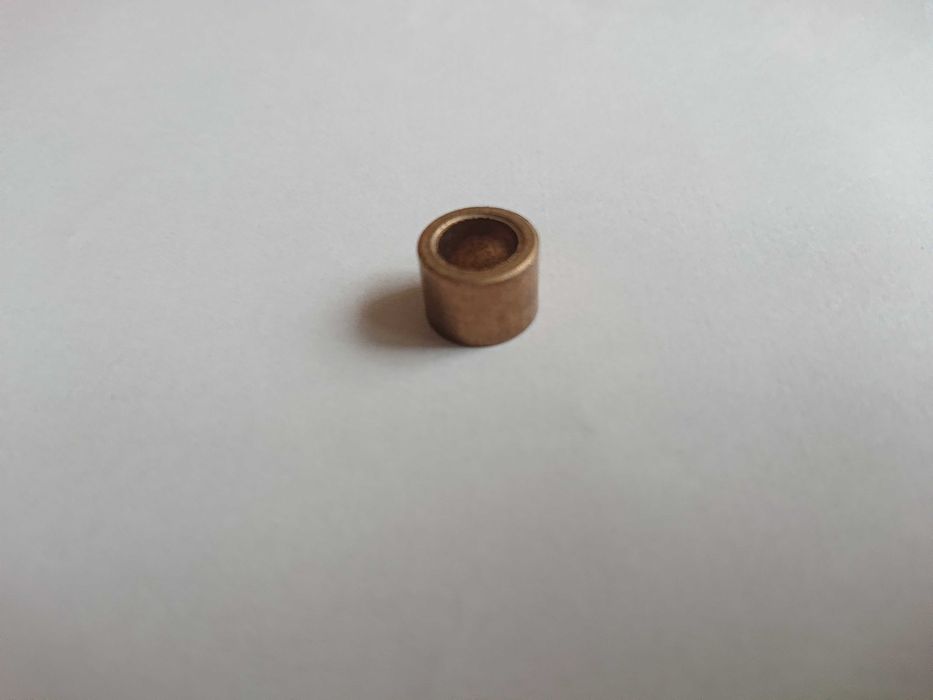 Бронзова втулка за ремонт на ваничка за хлебопекарна Moulinex.