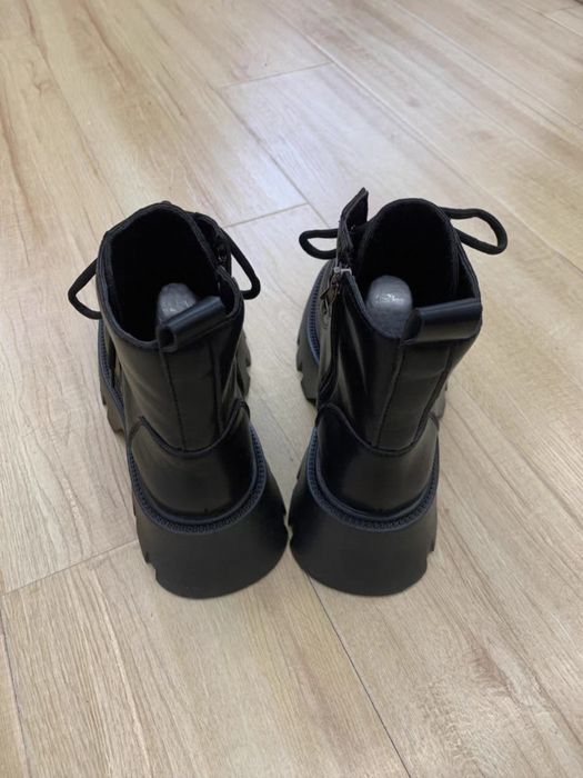 Ботинки утепленные