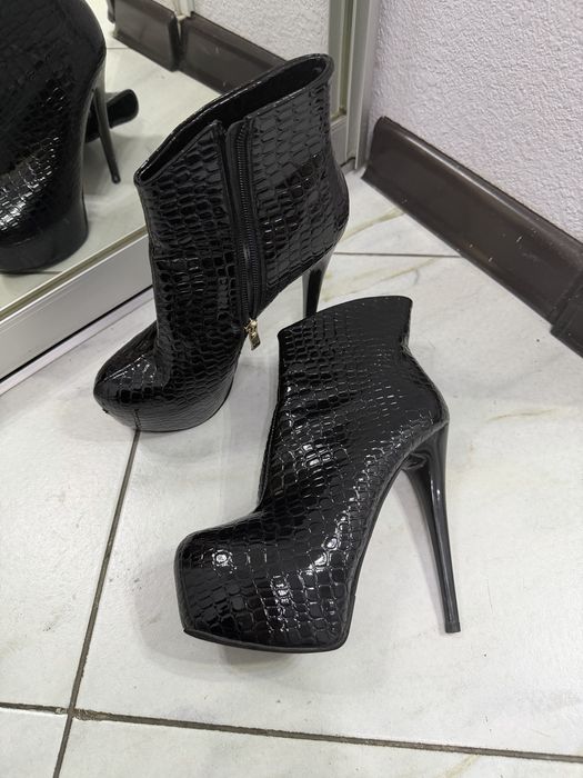 Ботильены и туфли