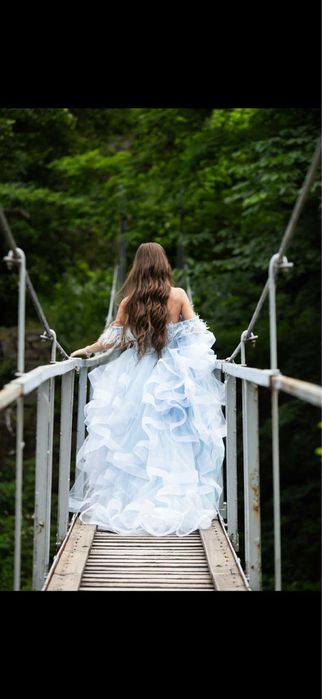 Дълга бална рокля