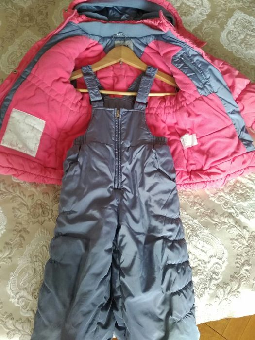 Зимняя куртка на девочку