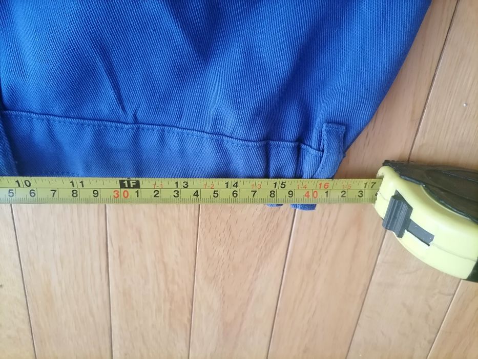 Vând pantaloni de lucru