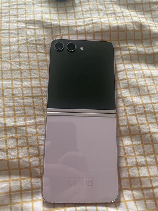 Samsung z flip 5
